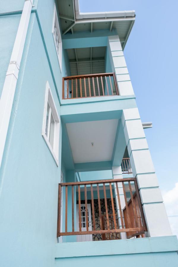 Golden Palms Apartment Kingstown Luaran gambar