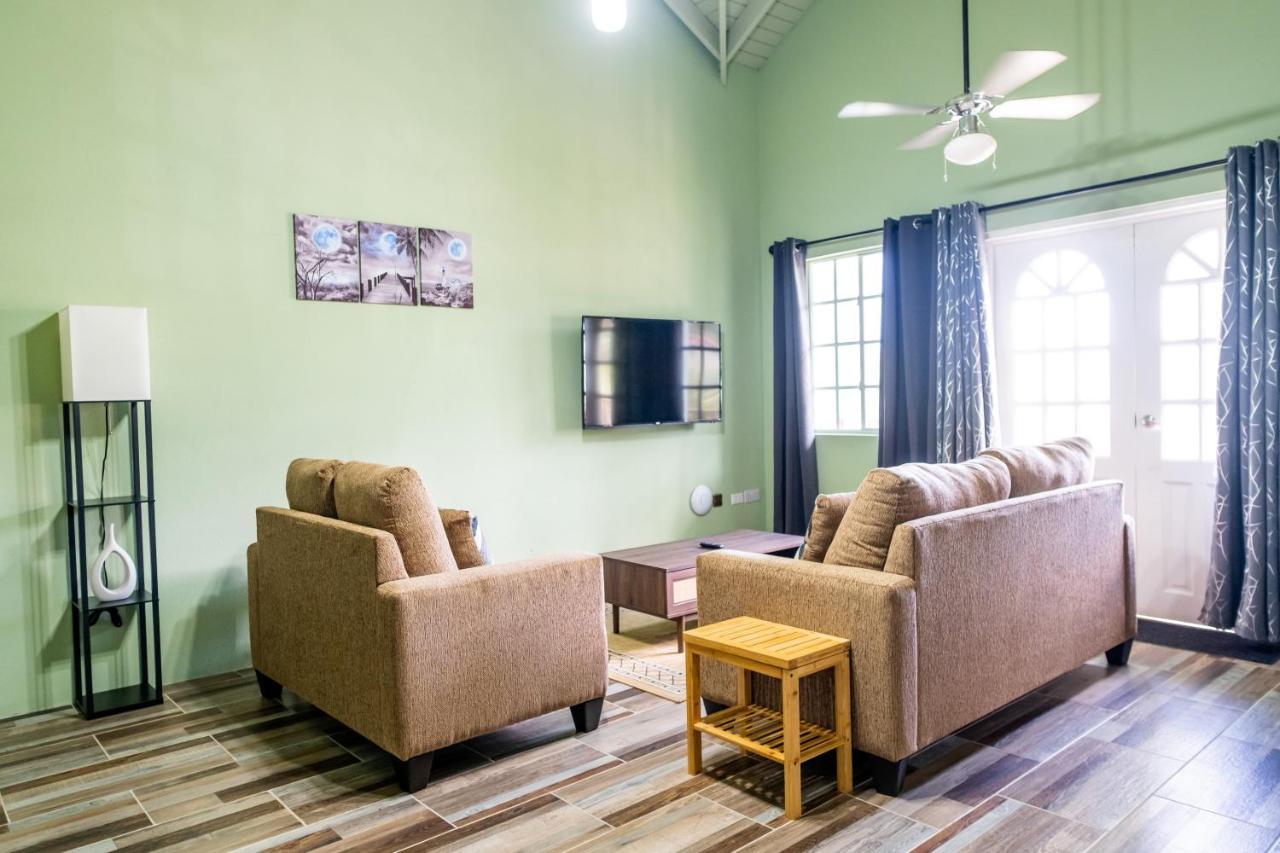 Golden Palms Apartment Kingstown Luaran gambar