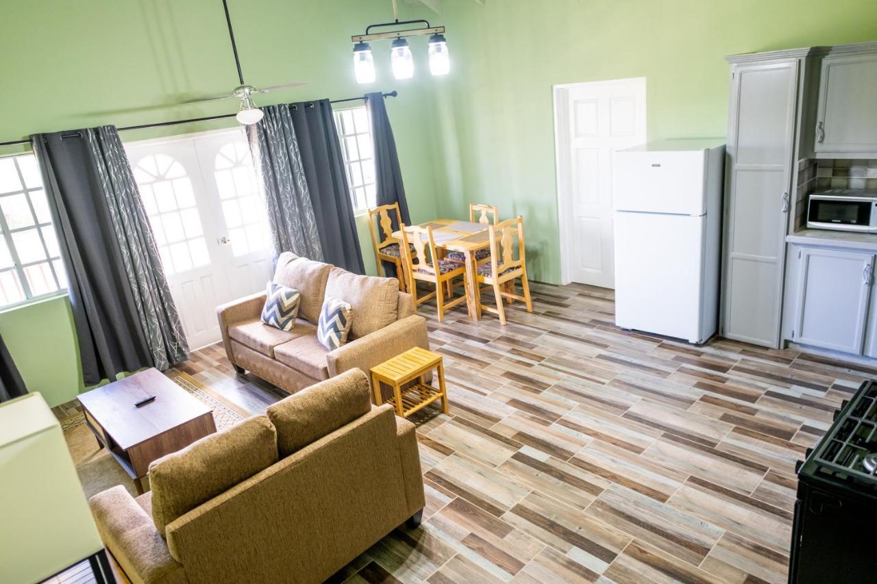 Golden Palms Apartment Kingstown Luaran gambar